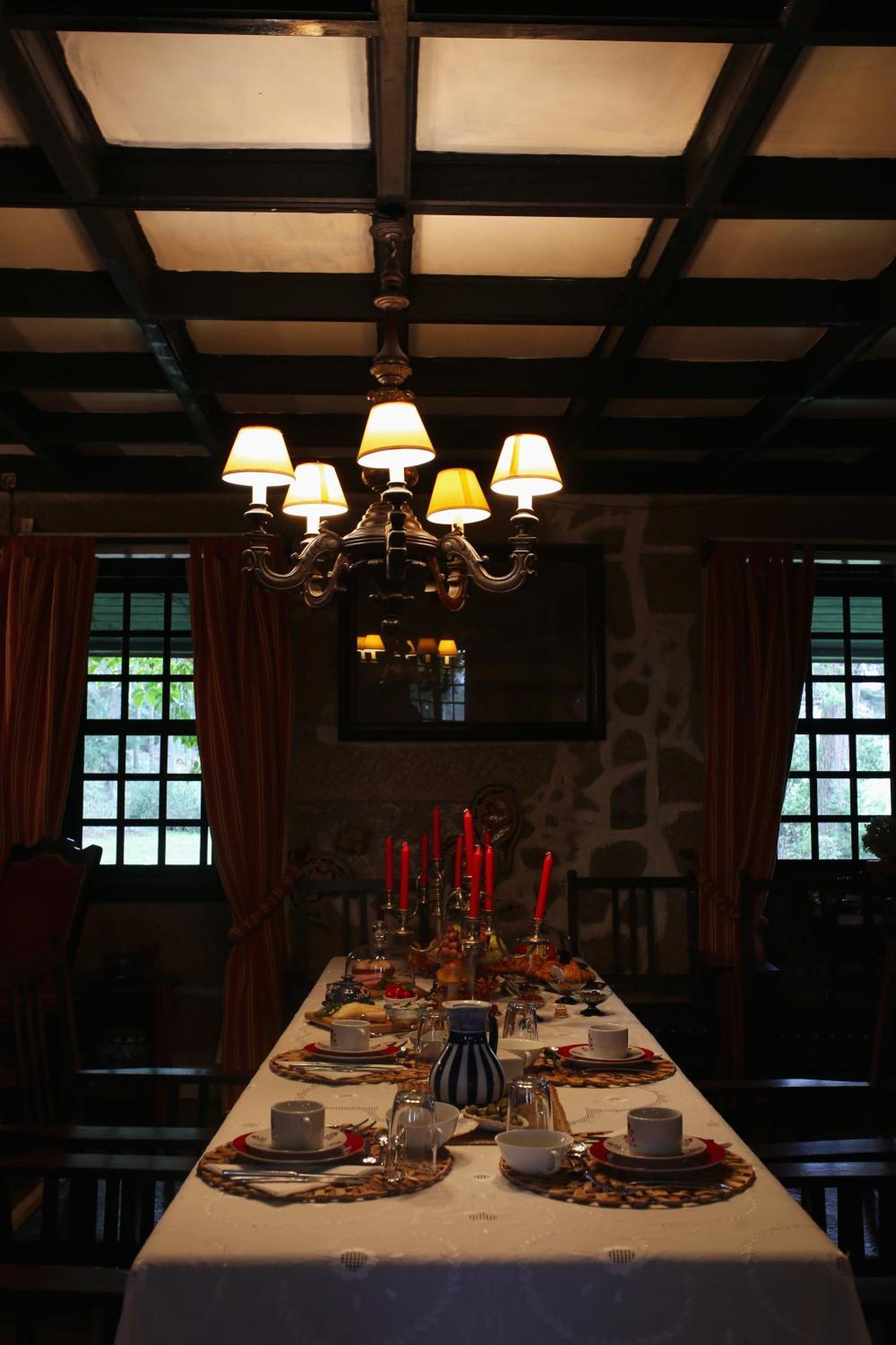 Lugar Da Pedra Alta - B&B - Private Historical Villa Melo エクステリア 写真